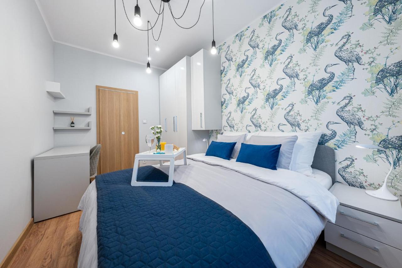Apartment Bluebird Katowice Near Spodek Mck & City Center Екстериор снимка
